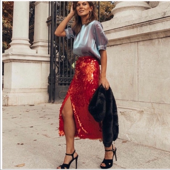BLOGGER FAV ZARA LIMITED EDITION RED SEQUIN SKIRT - Picture 6 of 7